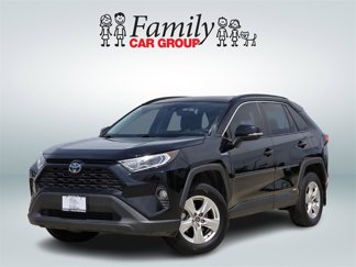 Used 2021 Toyota RAV4 XLE image 1