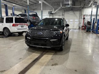 Certified 2022 Ford Explorer XLT w/ Equipment Group 202A image 1