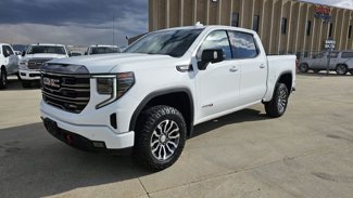 Used 2023 GMC Sierra 1500 AT4 image 1
