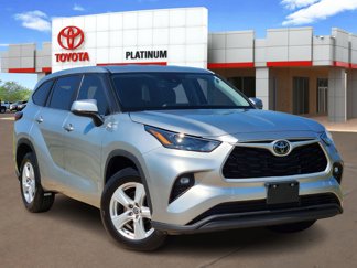 Used 2023 Toyota Highlander LE image 1