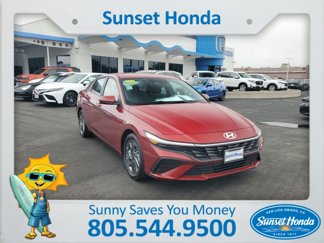 Used 2024 Hyundai Elantra SEL image 1