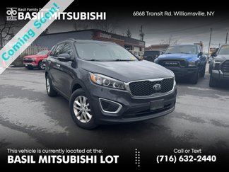 Used 2017 Kia Sorento LX w/ LX Convenience Package image 1