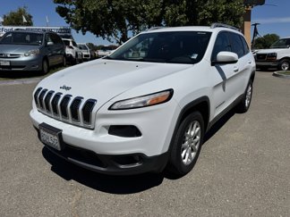 Used 2018 Jeep Cherokee Latitude Plus w/ Comfort/Convenience Group image 1