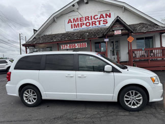 Used 2019 Dodge Grand Caravan SXT image 1