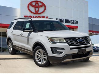 Used 2017 Ford Explorer XLT w/ Equipment Group 201A image 1