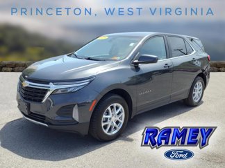 Used 2023 Chevrolet Equinox LT image 1