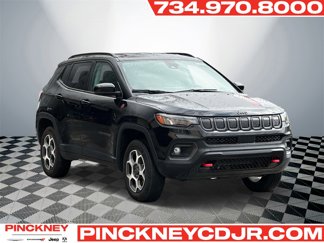 Used 2022 Jeep Compass Trailhawk w/ Trailer Tow Group image 1