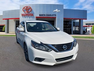 Used 2017 Nissan Altima 2.5 SL w/ 2.5 Technology Package image 1