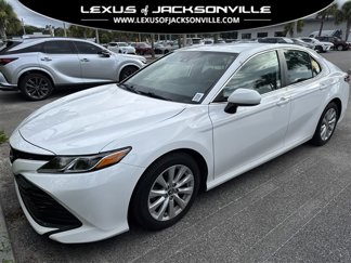 Used 2019 Toyota Camry image 1