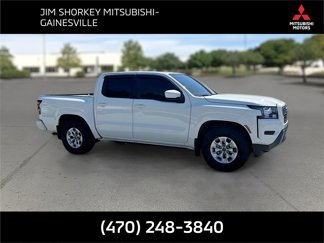 Used 2024 Nissan Frontier SV image 1