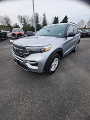 Used 2022 Ford Explorer XLT w/ Equipment Group 202A image 1