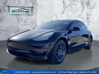 Used 2020 Tesla Model 3 Standard Range image 1