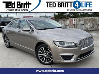 Used 2019 Lincoln MKZ Premiere image 1