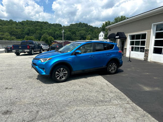 Used 2016 Toyota RAV4 XLE image 1