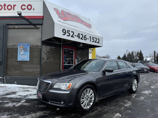 Used 2014 Chrysler 300 AWD w/ Driver Convenience Group image 1