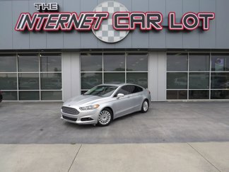 Used 2016 Ford Fusion SE w/ Equipment Group 502A image 1