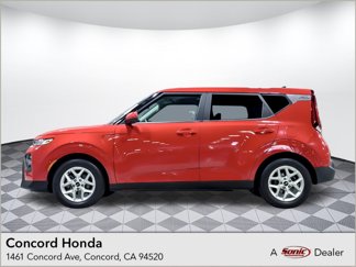Used 2022 Kia Soul LX w/ Technology Package image 1