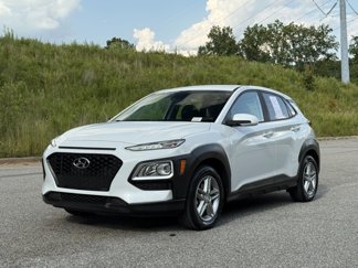 Used 2021 Hyundai Kona SE image 1