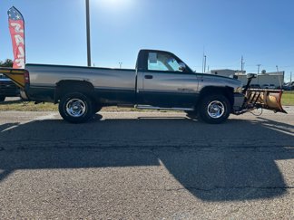 Used 1995 Dodge Ram 1500 Truck 4x4 Regular Cab image 1