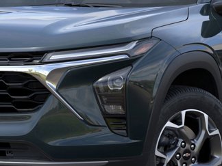New 2025 Chevrolet Trax LT w/ Sunroof Package image 1