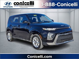 Used 2022 Kia Soul LX w/ Technology Package image 1