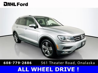 Used 2020 Volkswagen Tiguan SEL image 1