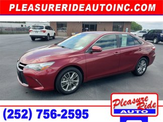 Used 2017 Toyota Camry image 1