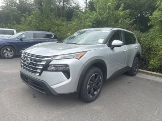 Used 2024 Nissan Rogue SV image 1