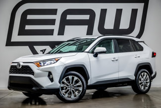 Used 2020 Toyota RAV4 XLE Premium image 1