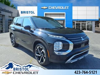 Used 2024 Mitsubishi Outlander AWD image 1