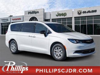 New 2025 Chrysler Voyager LX image 1