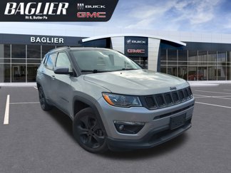 Used 2020 Jeep Compass Latitude image 1