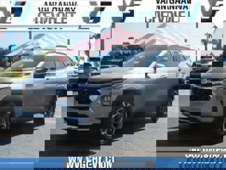 New 2025 Chevrolet Trax LT w/ LT Convenience Package image 1