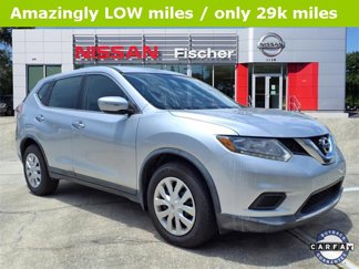 Used 2015 Nissan Rogue S image 1