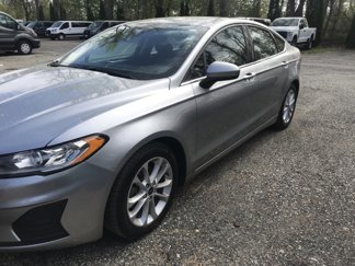 Used 2020 Ford Fusion SE image 1