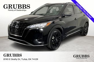 Used 2023 Nissan Kicks SR image 1