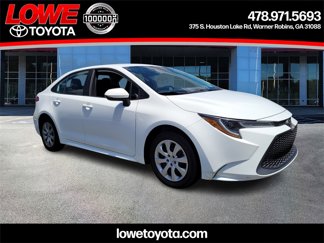 Used 2021 Toyota Corolla LE image 1