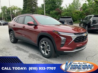 New 2025 Chevrolet Trax LT w/ Driver Confidence Package image 1