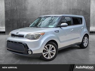 Used 2016 Kia Soul + image 1