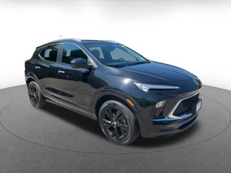 Used 2024 Buick Encore GX Sport Touring image 1