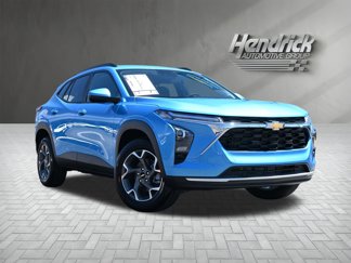 New 2025 Chevrolet Trax LT w/ LT Convenience Package image 1