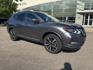 Used 2020 Nissan Rogue SL image 1