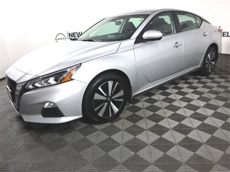 Certified 2022 Nissan Altima 2.5 SV image 1