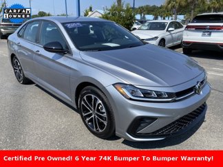Used 2025 Volkswagen Jetta Sport image 1