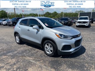 Used 2020 Chevrolet Trax LT w/ LT Convenience Package image 1