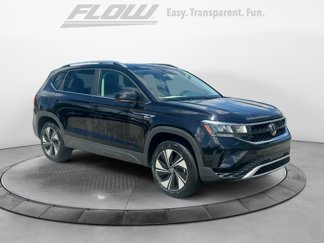 New 2024 Volkswagen Taos SE image 1
