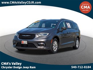 Certified 2022 Chrysler Pacifica Touring-L image 1