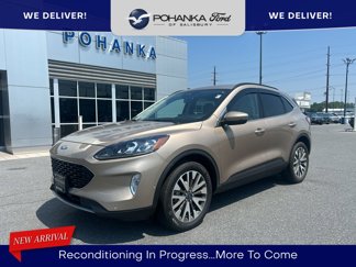 Used 2020 Ford Escape Titanium image 1