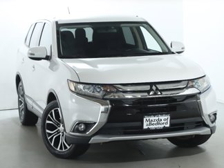Used 2016 Mitsubishi Outlander SE image 1