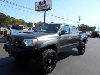 Used 2015 Toyota Tacoma 4x4 Double Cab image 1
